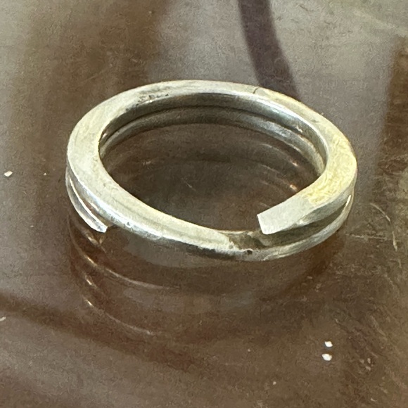 Real Silver Key Ring - Picture 3 of 6